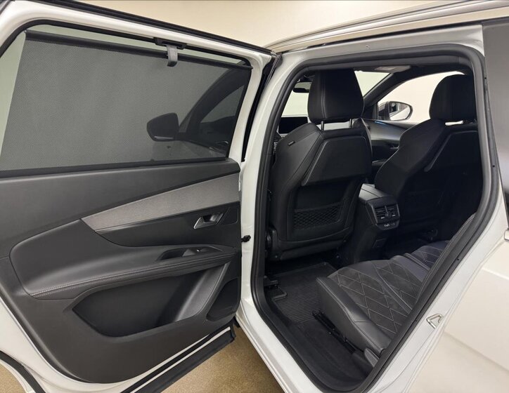 Peugeot 5008 SUV / Terénní 2,0 l 133 kw