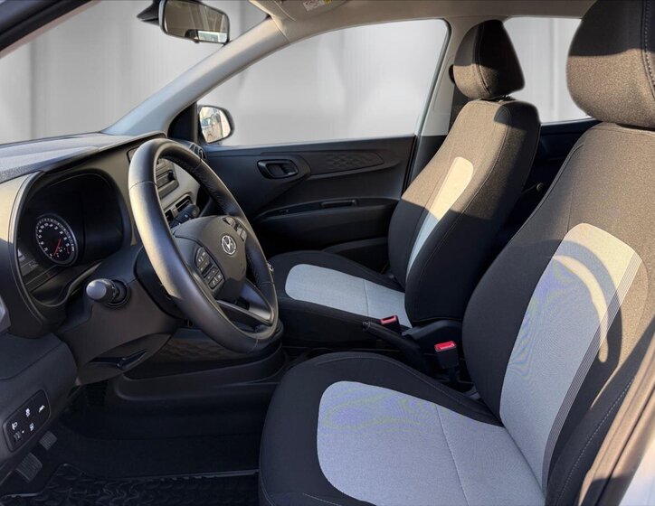 Hyundai i10 Hatchback 998,0 49 kw