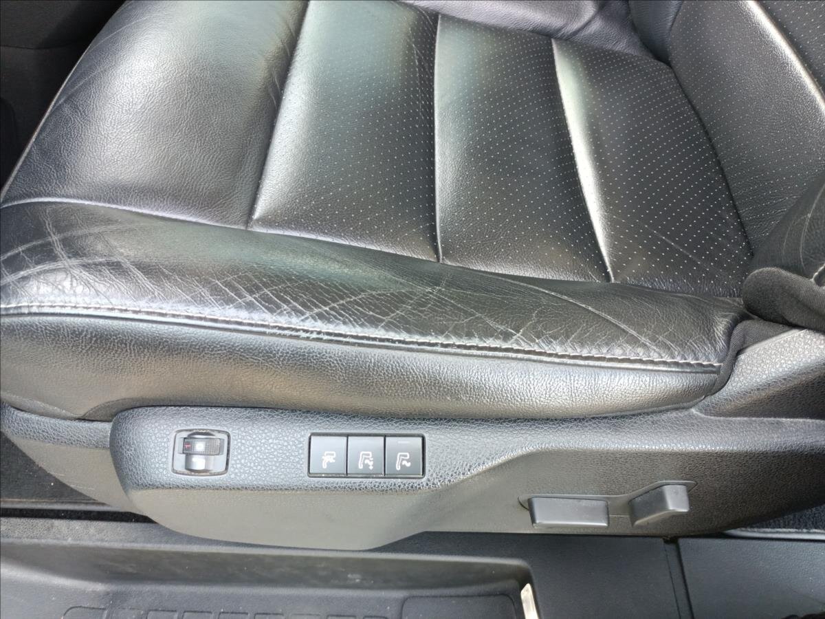 Peugeot Traveller MPV 2,0 l 110 kw