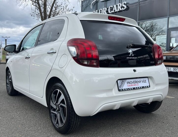 Peugeot 108 Hatchback 1,2 l 60 kw