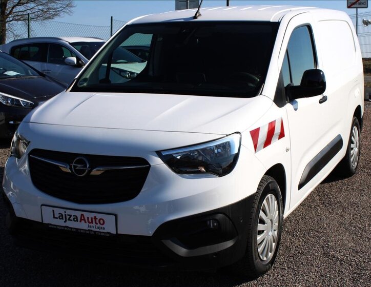 Opel Combo Skříň 1,5 l 96 kw