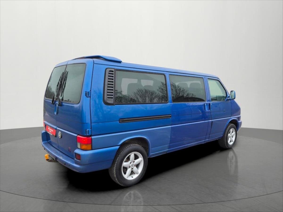 Volkswagen Caravelle Kombi 2,5 l 75 kw