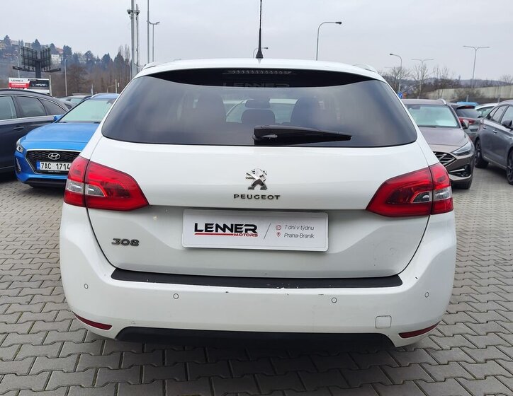 Peugeot 308 6