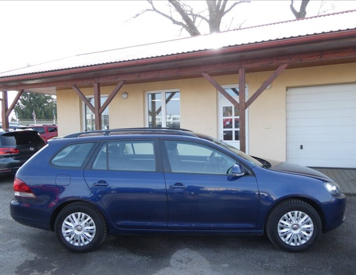 Volkswagen Golf Kombi 1,2 l 77 kw