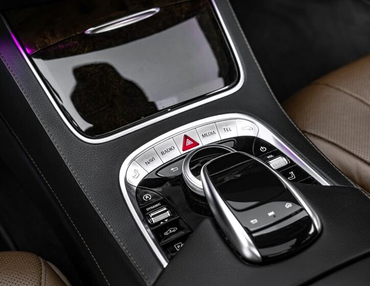 Mercedes-Benz Třídy S Sedan / Limuzína 2,9 l 210 kw