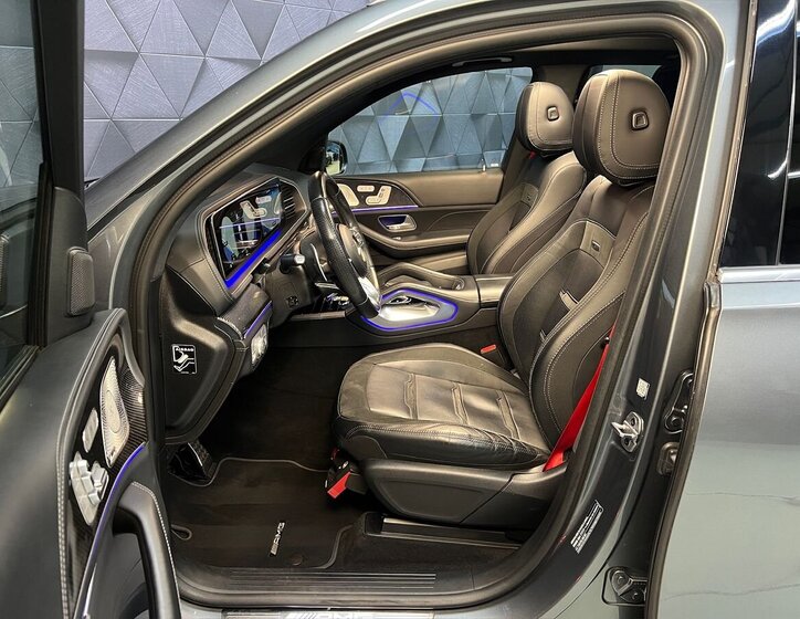 Mercedes-Benz GLE 10