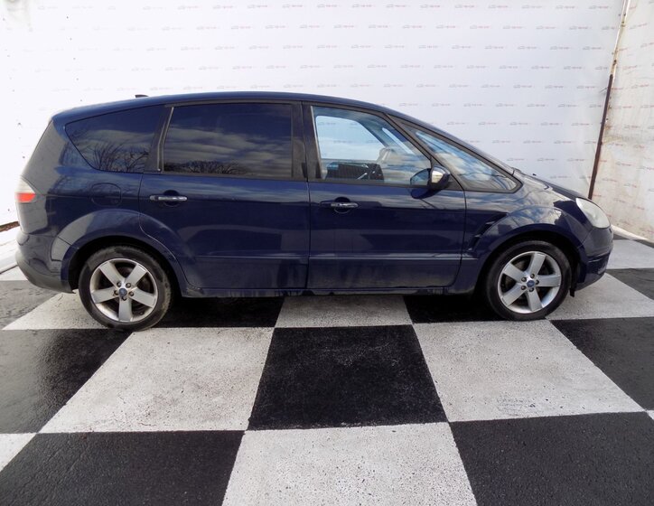 Ford S-MAX 6