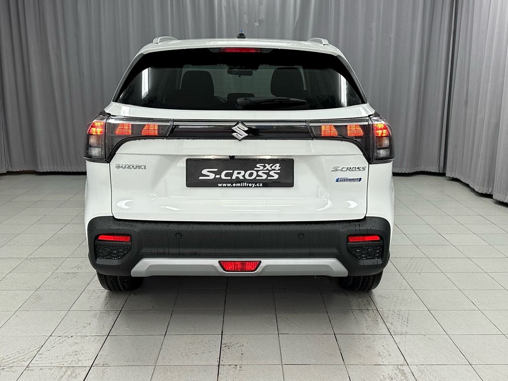 Suzuki S-Cross