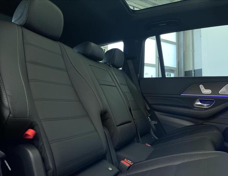 Mercedes-Benz GLS 21