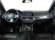 BMW X5 SUV / Terénní 4,4 l 390 kw