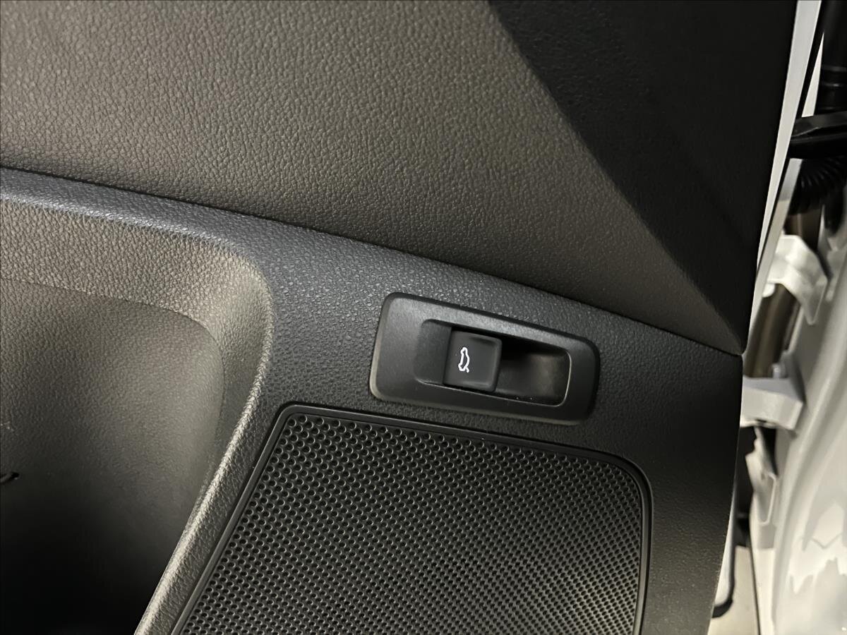 Škoda Karoq SUV / Terénní 1,5 l 110 kw