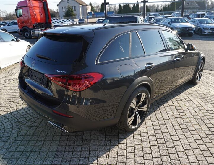 Mercedes-Benz Třídy C 6