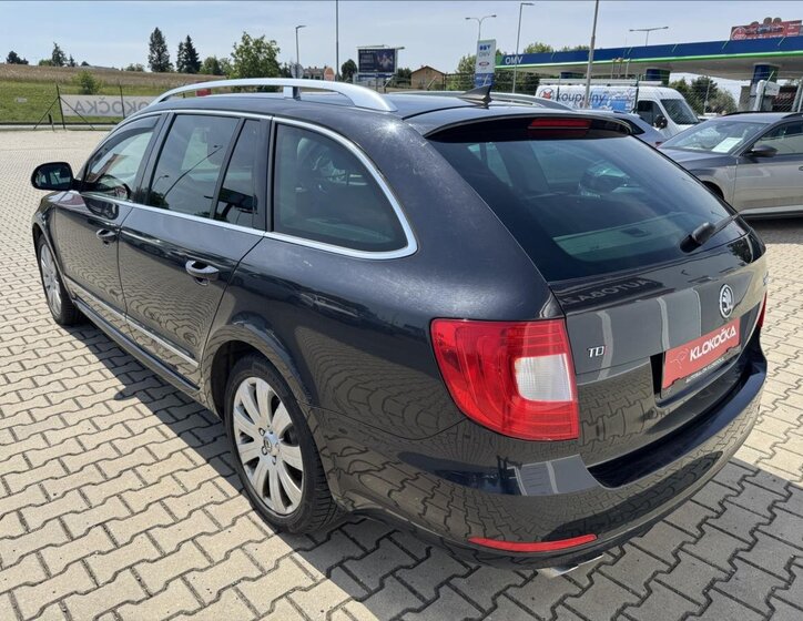 Škoda Superb 4