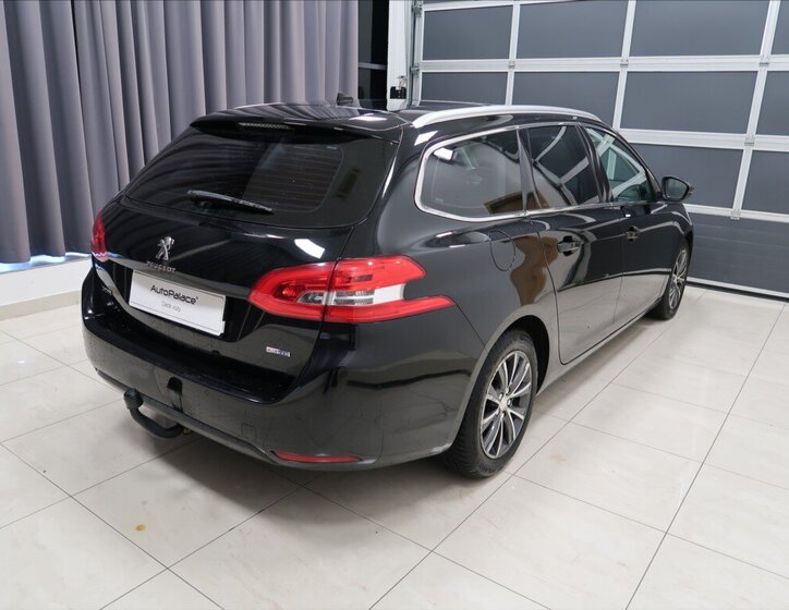 Peugeot 308 Kombi 1,6 l 88 kw