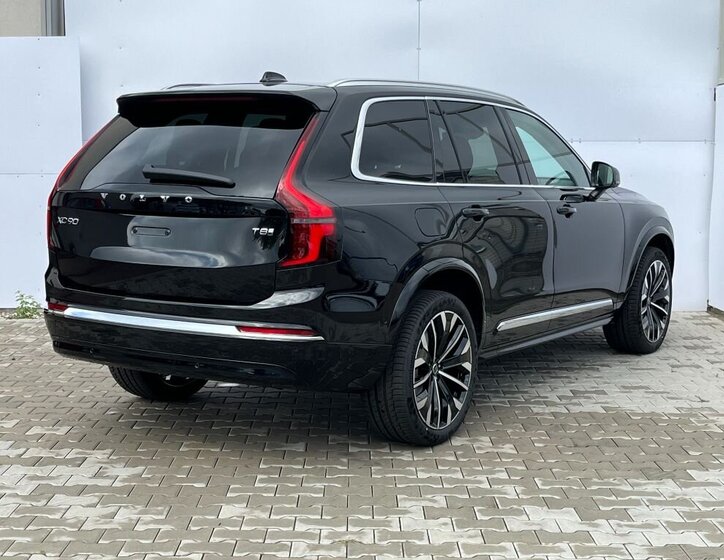 Volvo XC90 SUV 2,0 l 335 kw