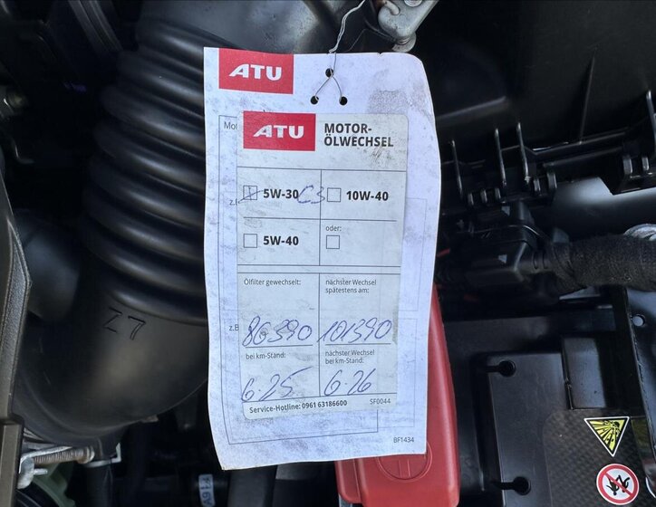 Toyota Auris Kombi 1,6 l 98 kw