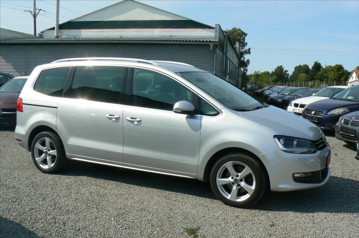 Volkswagen Sharan MPV 2,0 l 103 kw