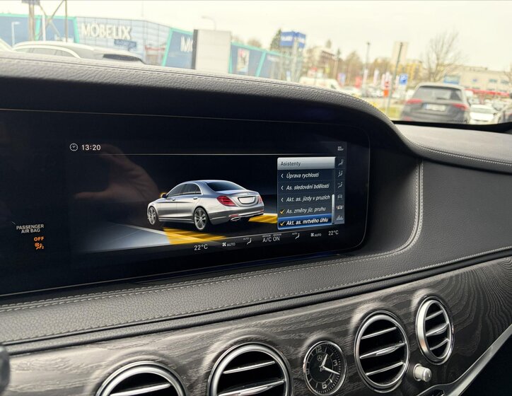 Mercedes-Benz Třídy S Sedan / Limuzína 4,0 l 345 kw