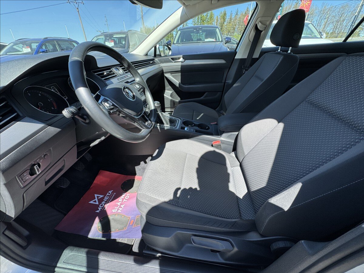 Volkswagen Passat Ostatní 1,6 l 88 kw