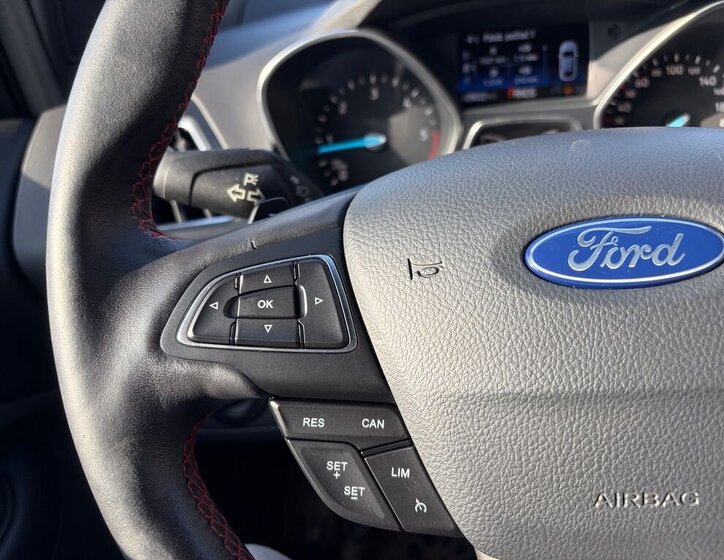 Ford Kuga SUV 2,0 l 132 kw