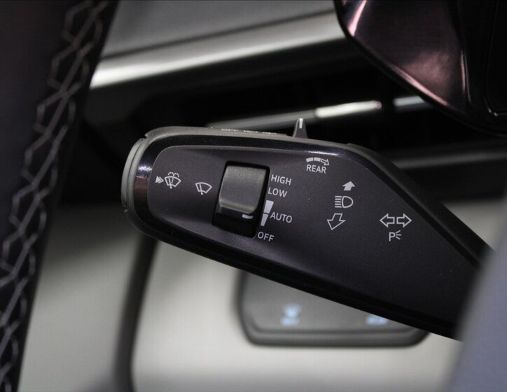 Ford Explorer SUV 10,0 210 kw