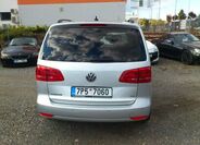 Volkswagen Touran 6