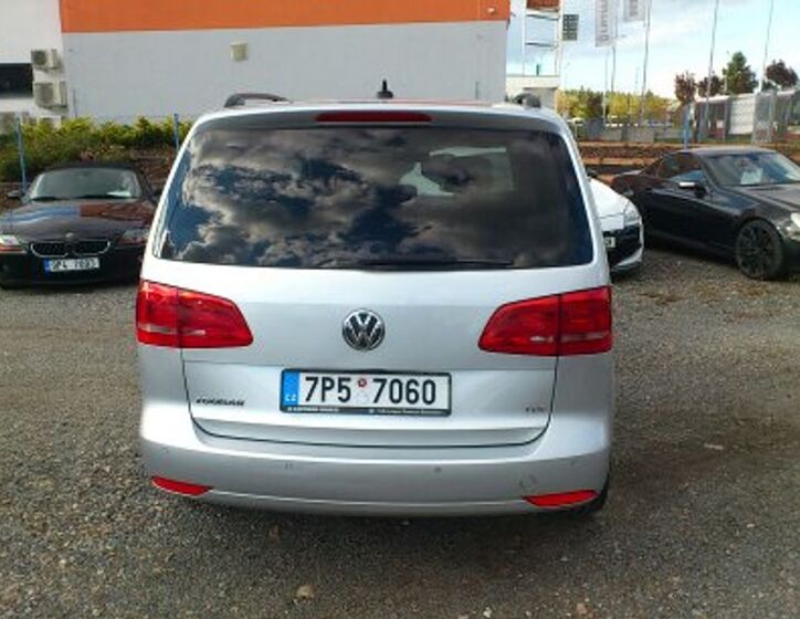 Volkswagen Touran 6