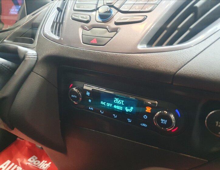 Ford Tourneo Custom Kombi 2,2 l 92 kw