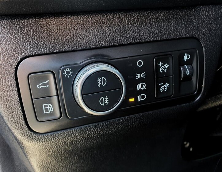 Ford Kuga SUV 2,5 l 112 kw