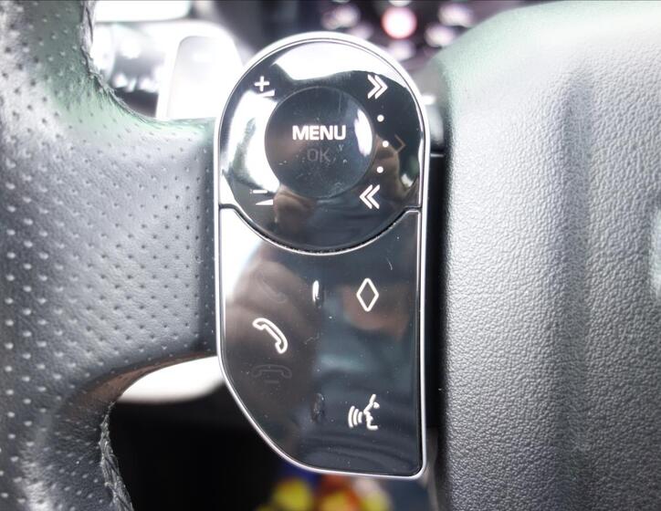 Land Rover Range Rover Velar 36