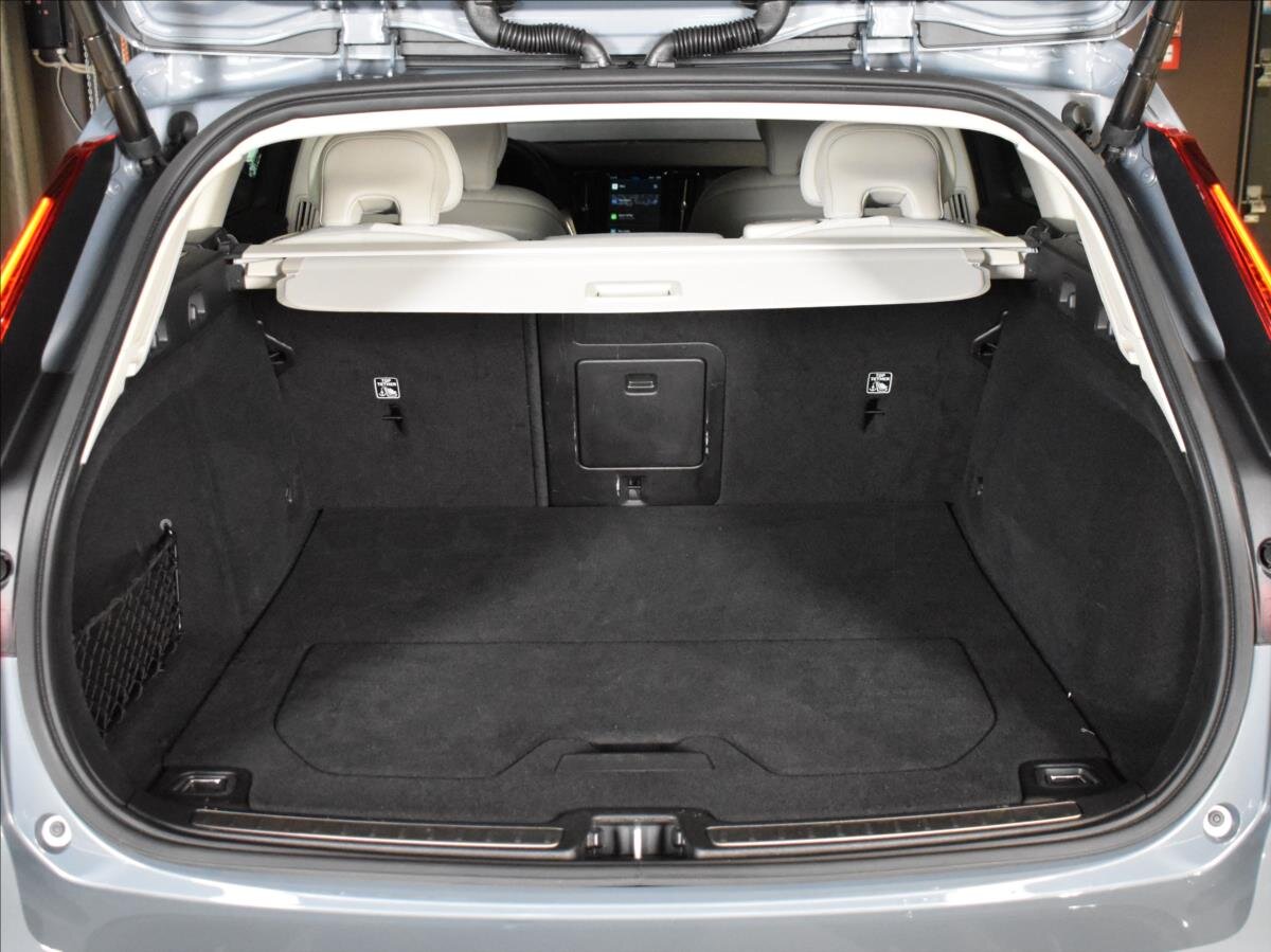 Volvo V60 Kombi 2,0 l 145 kw