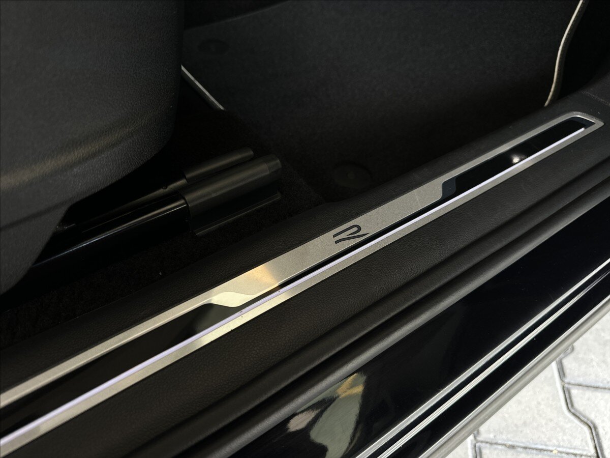 Volkswagen Tiguan SUV / Terénní 2,0 l 147 kw