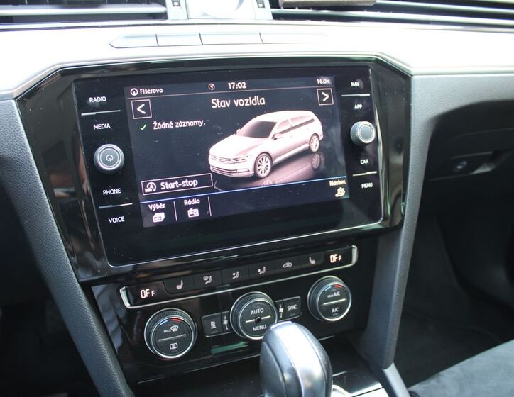 Volkswagen Passat 11