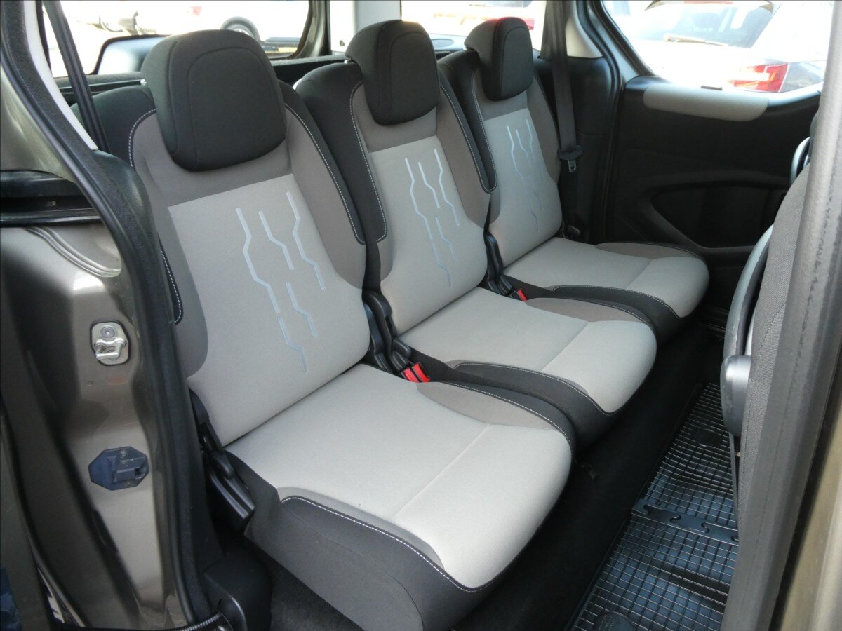 Peugeot Partner Tepee MPV 1,6 l 88 kw