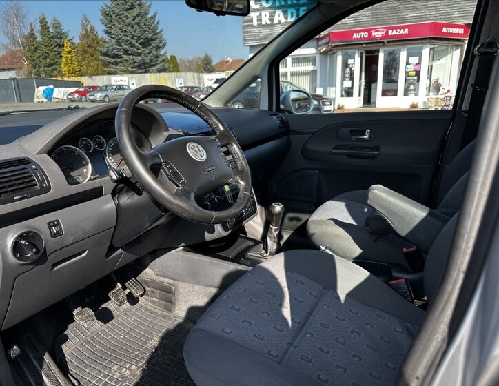 Volkswagen Sharan Kombi 1,9 l 85 kw