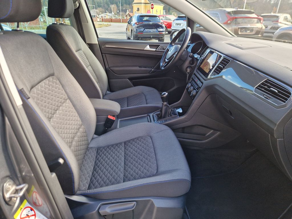 Volkswagen Golf Sportsvan