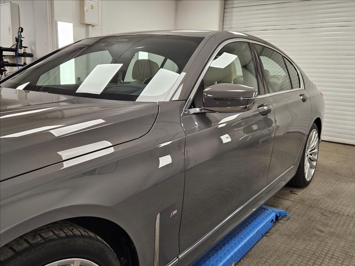 BMW Řada 7