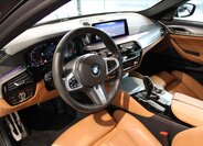 BMW Řada 5 12