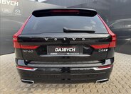 Volvo XC60 SUV / Terénní 2,0 l 173 kw