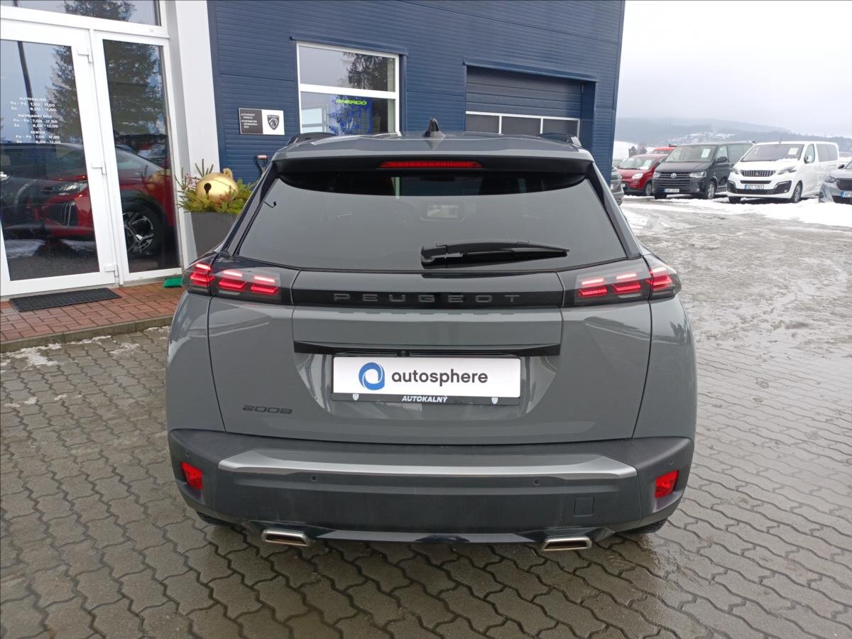 Peugeot 2008 SUV 1,2 l 96 kw