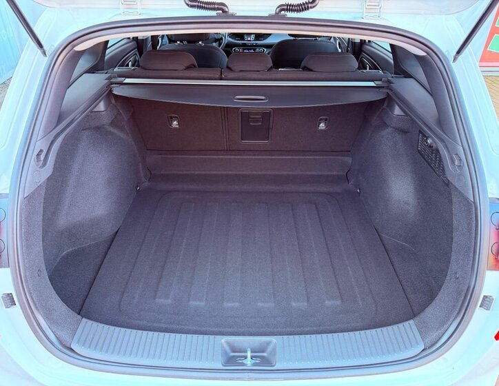 Hyundai i30 Kombi 1,4 l 103 kw