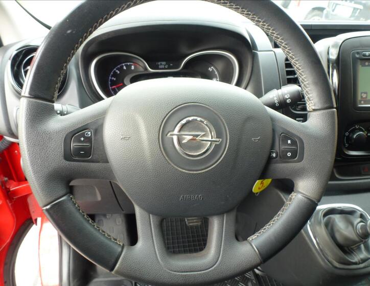 Opel Vivaro 34