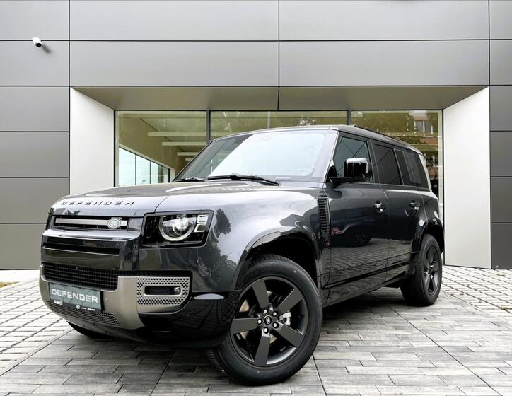 Land Rover Defender 1