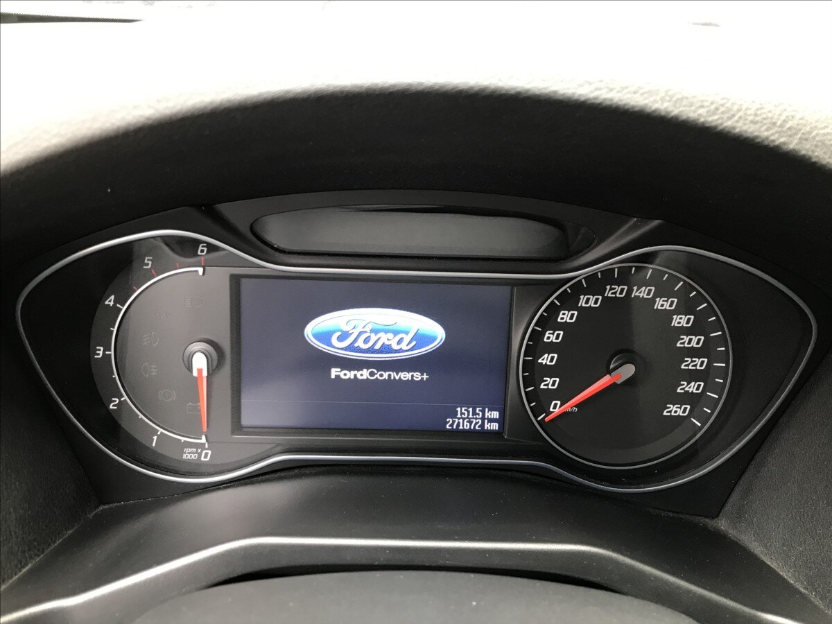 Ford Mondeo Kombi 2,2 l 147 kw