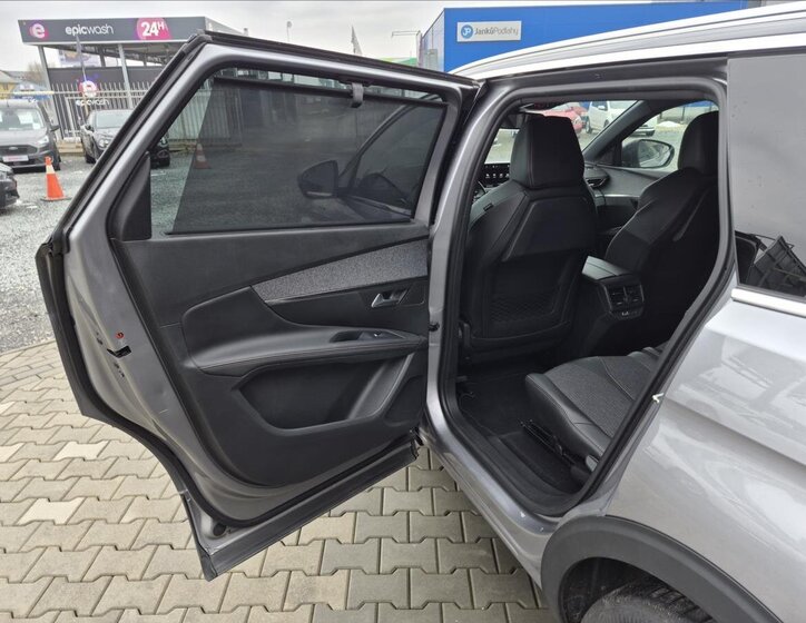 Peugeot 5008 MPV 1,6 l 133 kw