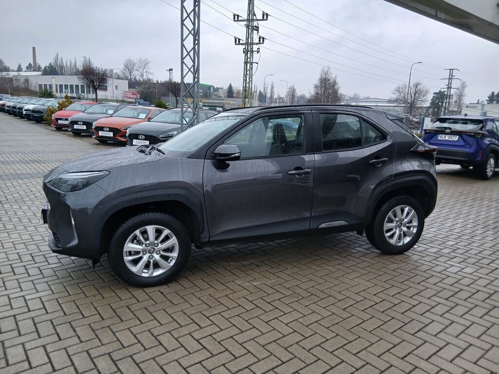 Toyota Yaris Cross SUV 1,5 l 68 kw