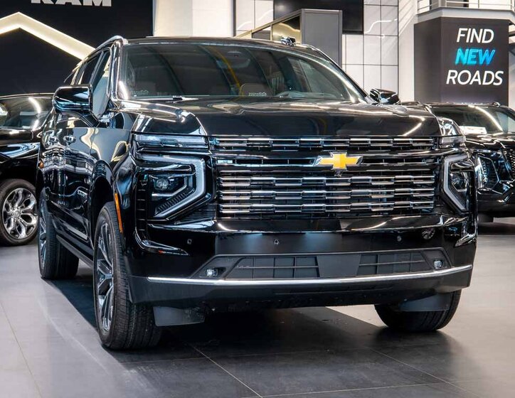 Chevrolet Suburban SUV 6,2 l 313 kw