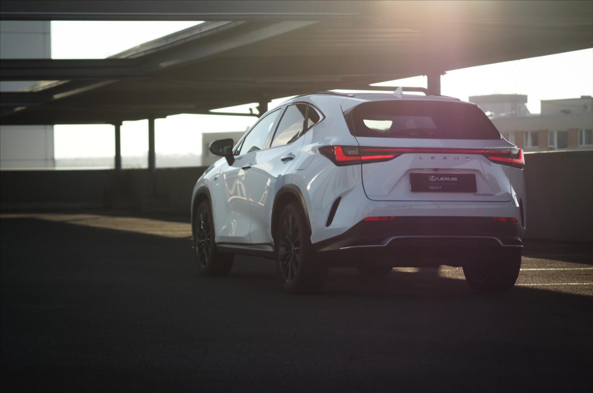 Lexus NX 450h plus