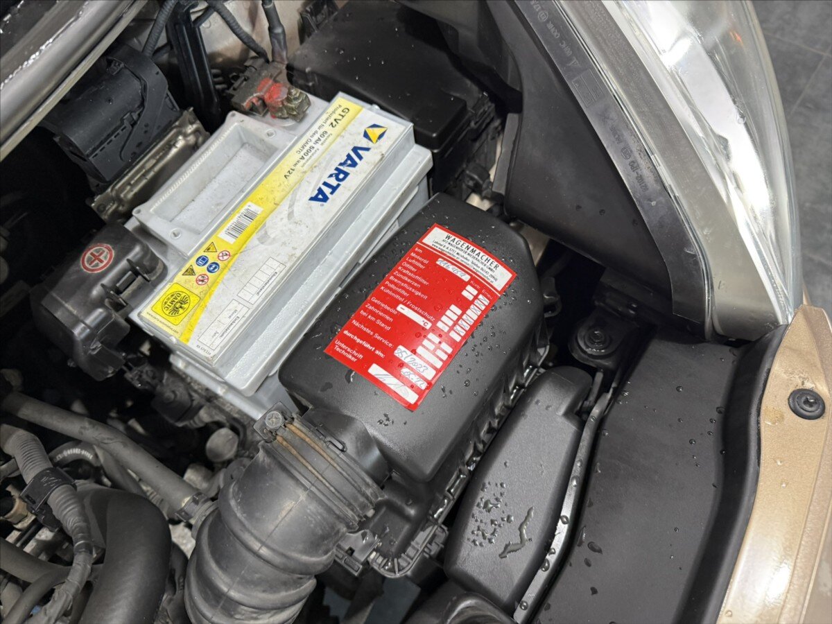 KIA Venga MPV 1,4 l 66 kw