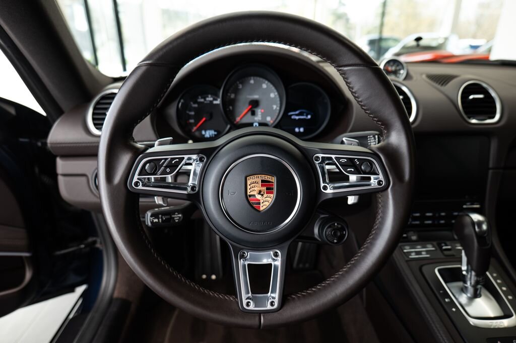 Porsche Cayman Kupé 2,5 l 257 kw